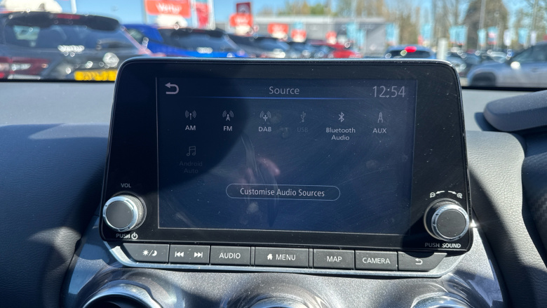 Nissan Juke 1.6 Hybrid N-Connecta 5dr Auto Hybrid Hatchback